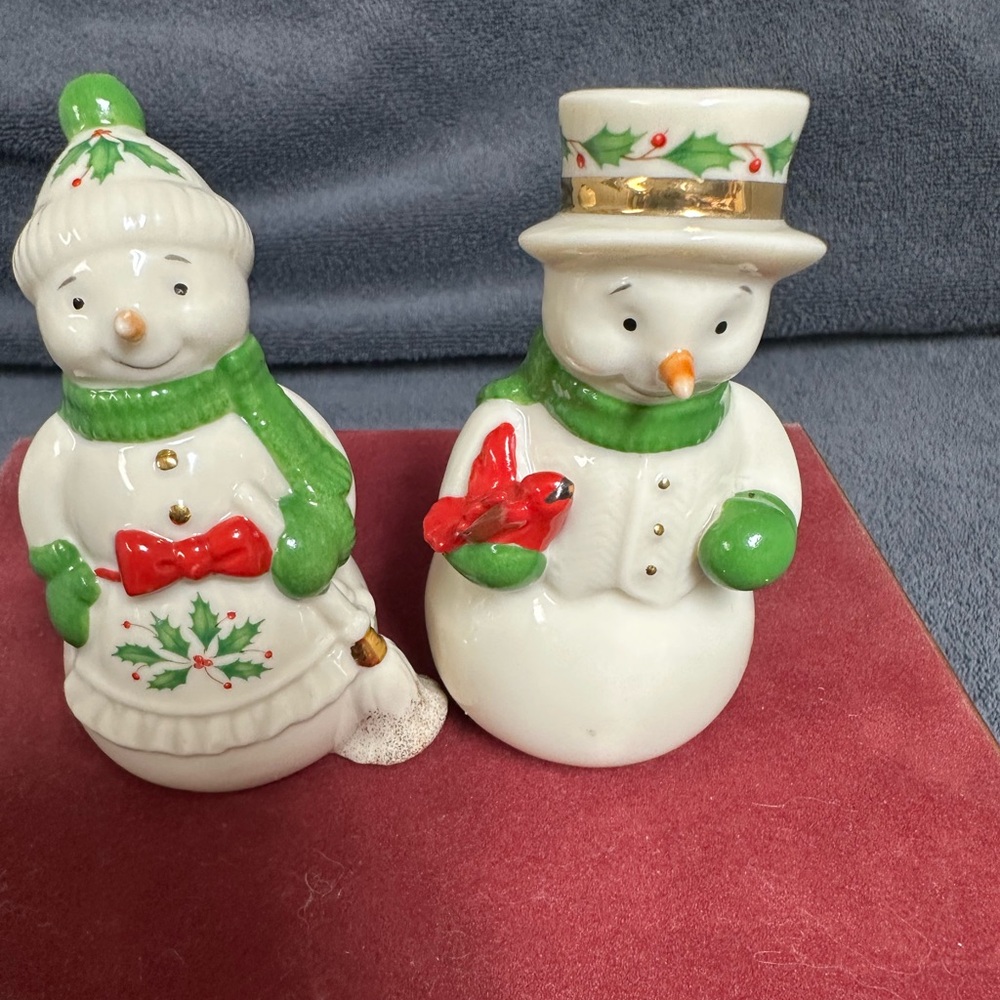 Vintage Lenox Porcelain Pair of Snowman Salt & Pepper Figurines Christmas